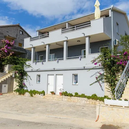 Appartement By The Sea Mavarstica, Ciovo - 20161 Trogir
