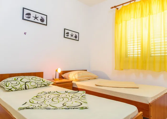 Apartment By The Sea Mavarstica, Ciovo - 20161 Trogir